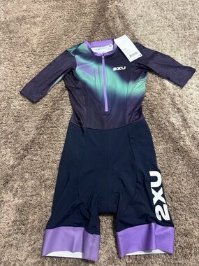 2XU Men's Aero Hex Sleeved Tri Suit - 2026